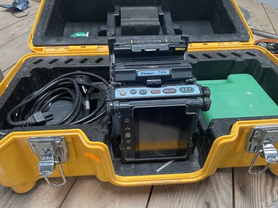 Fusions splicer FUJIKURA 705