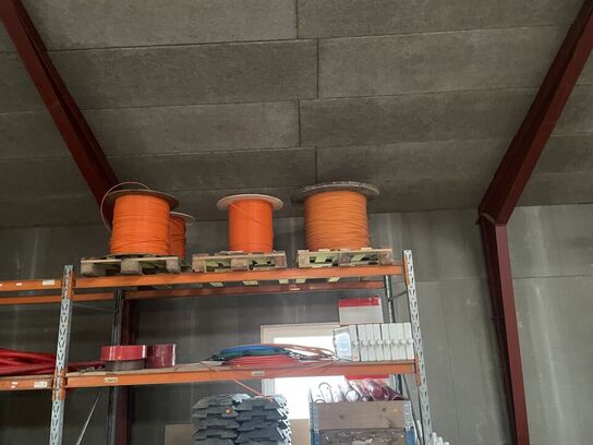 Fire ruller plastslange