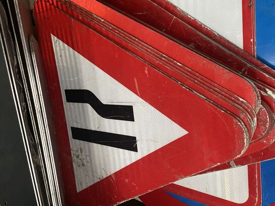 Palleramme med skilte