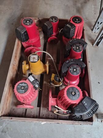 Palle med Grundfos pumper, brugte