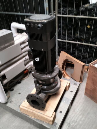 Stor vandpumpe, ubrugt