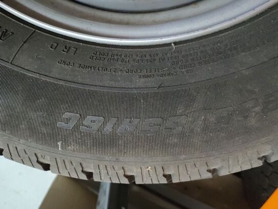 4 fælge med vinterdæk