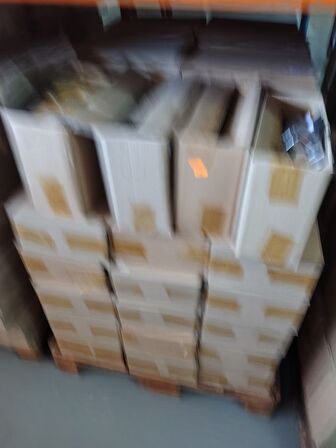 Stort parti tilbehør