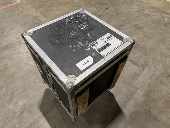 Multikabel i flightcase på hjul