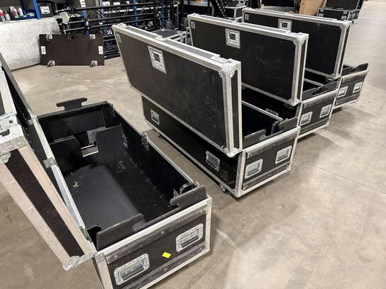 2 paller med 4 Flightcases med ramper