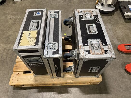 Palle med diverse flightcases