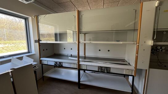 Dobbelt Stinkskab med fælles bordplade