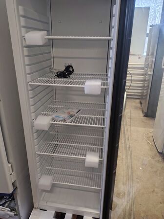 Displaykøleskab, ubrugt  GRAM