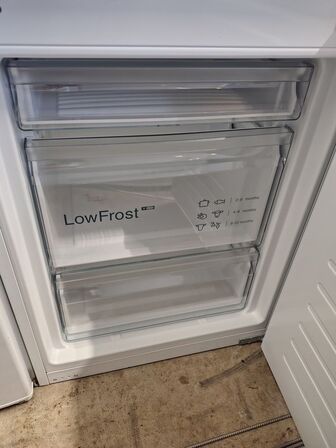 Integreret køle-/fryseskab  SIEMENS 