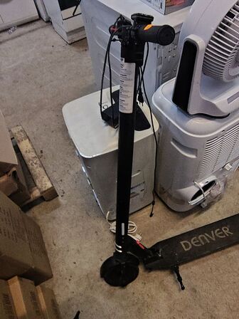 Reservelel , defekt el-løbehjul DENVER