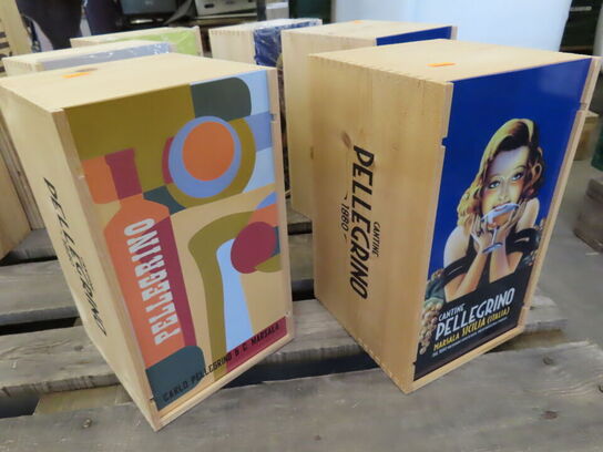 6 stk. vinkasser med metallåg, med dekoration