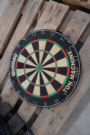 Dartskive WINMAU Ton Machine