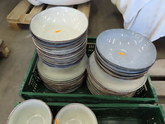 Tallerkener, dybe tallerkener, skåle ca. 85 dele