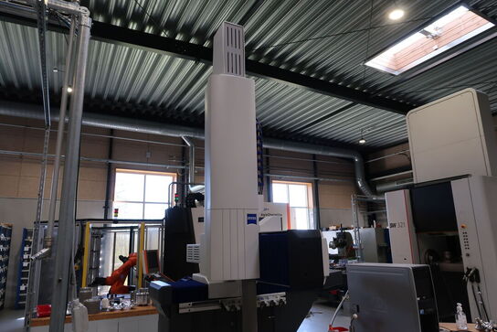 CNC Coordinate Measuring Machine ZEISS DURAMAX 5/5/5