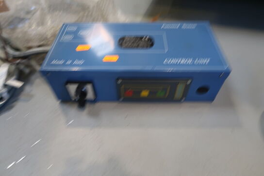 Magnetbord TECNOMAGNETE SQ304HD50 med styring TECNOMAGNETE Control Unit
