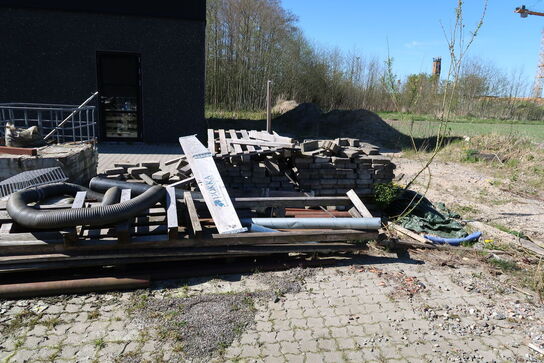 Div. Træ, tønder, palletank m.m.