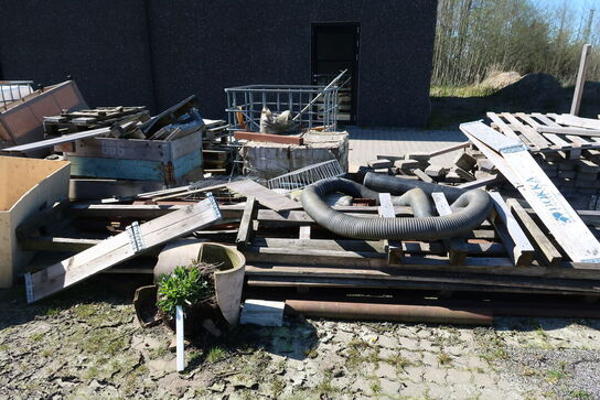 Div. Træ, tønder, palletank m.m.