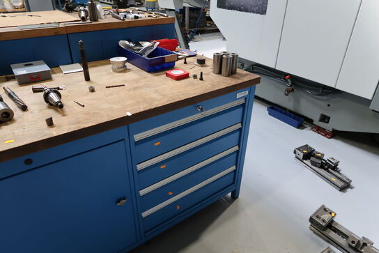 Arbejdsbord BEDRUNKA+HIRTH uden indhold
