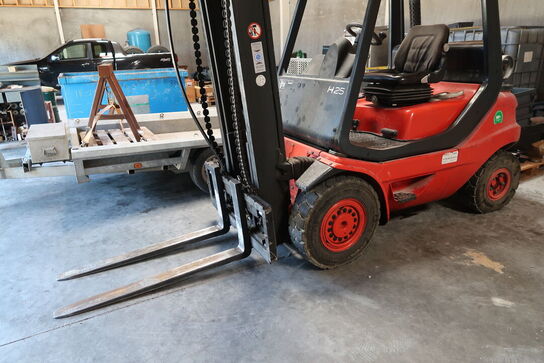 Gaffeltruck LINDE H25T-03