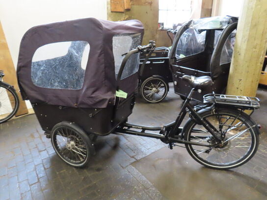 El. ladcykel, SCO Premium E-Cargo med sort kasse og kaleche