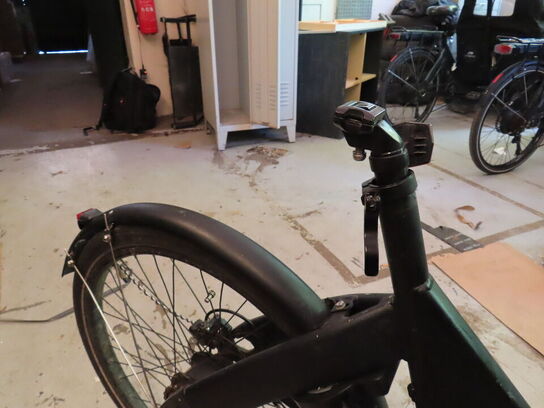 El. ladcykel, Triobike Mono med sort kasse og kaleche