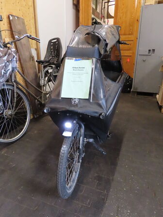 El. ladcykel, Urban Arrow m. Bosch elmotor, sort kasse og kaleche