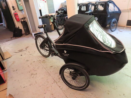El. ladcykel, Triobike Mono med sort kasse og kaleche
