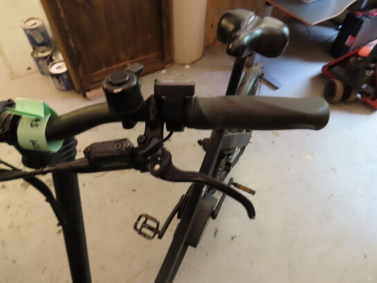 El. ladcykel, Triobike Mono med sort kasse og kaleche