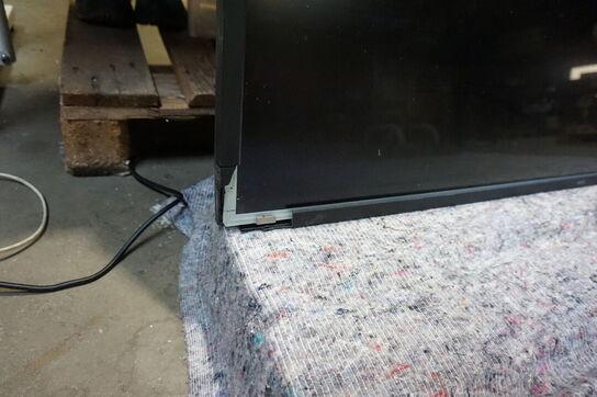 NEC Multisync X552S Monitor (MOMSFRI)