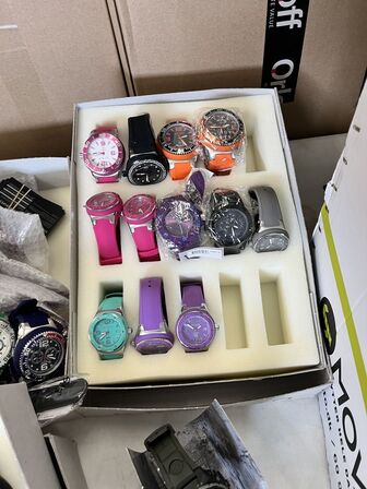 Flyttekasse m. Blandet ure JET SET/AXCENT/TIMEX