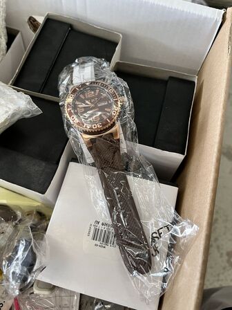 Flyttekasse m. Blandet ure JET SET/AXCENT/TIMEX