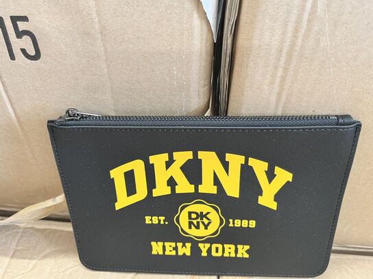 5 ks. M. Tasker og poser m. Hank DKNY