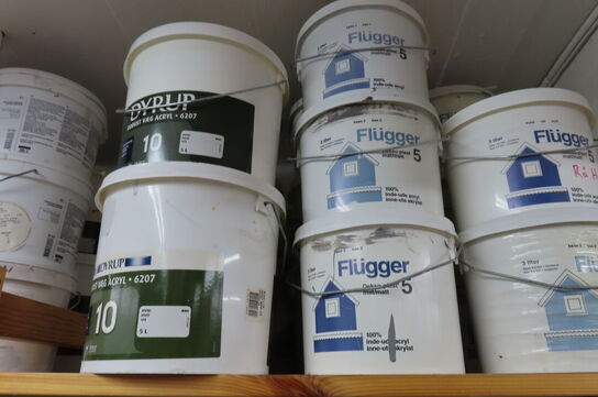 1 fag af diverse maling mv.