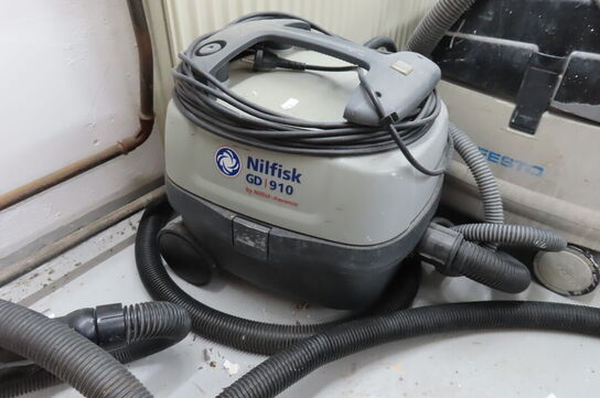 Støvsuger NILFISK GD910