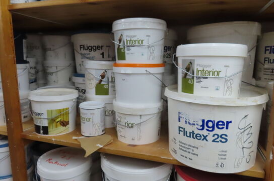 1 fag af diverse maling mv.