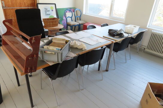 2 stk. Borde + 7 stk. stole 