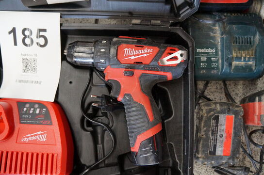 2 stk. borremaskiner MILWAUKEE & METABO