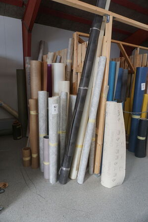 Indhold i rum af diverse gulvmaterialer
