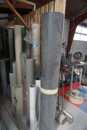Indhold i rum af diverse gulvmaterialer