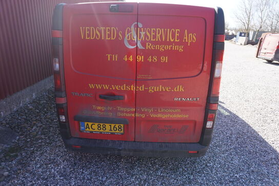 Varebil RENAULT TRAFIC 1.6dCi 115