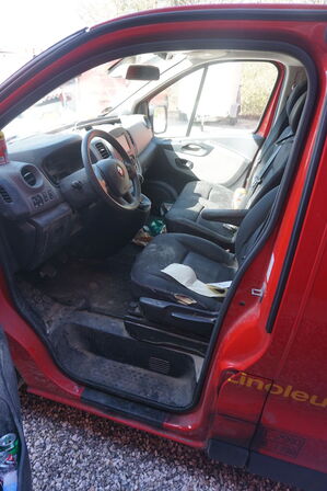 Varebil RENAULT TRAFIC 1.6dCi 115