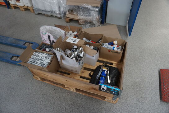 Palle med diverse fugemasse/Silikone