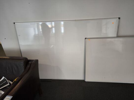 2 stk. whiteboards