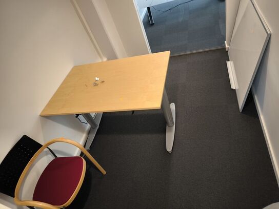 Bord samt stol 