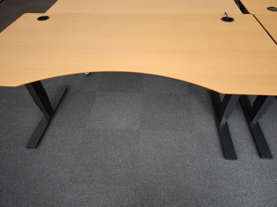 4 stk. el. hæve/sænke skriveborde