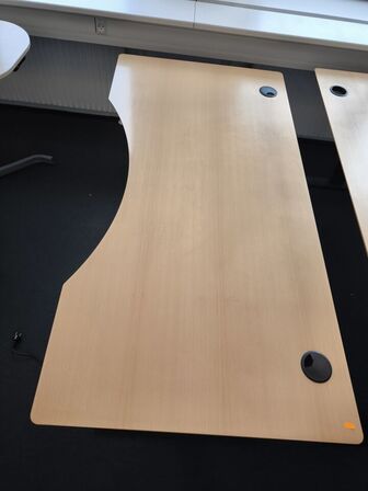 2 stk. el. hæve/sænke skriveborde