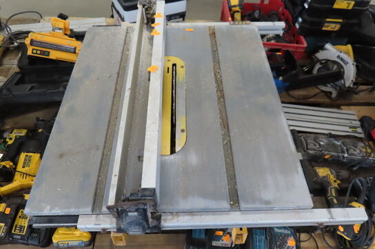 Bordsav DEWALT DWE7485/DE7400