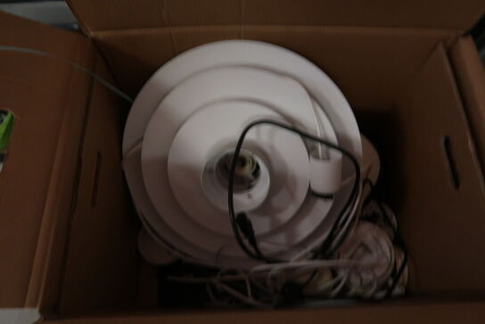 3 stk. Stålreoler med indhold 