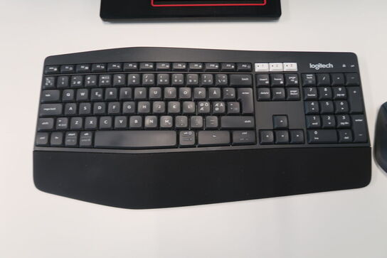 Logitech trådløs keyboard & mus 