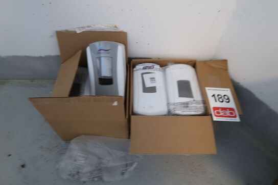 8 stk. sæbedispensere